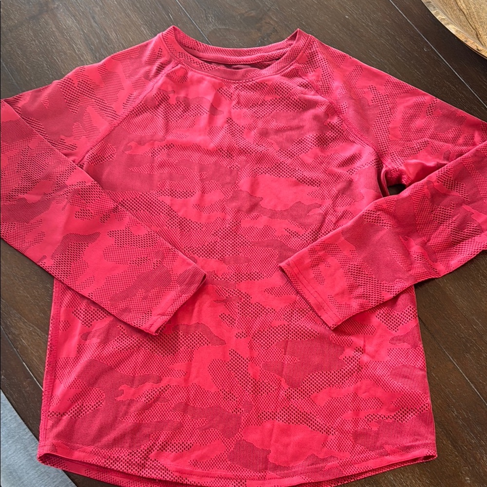 Old Navy Kids Red Long Sleeve Tee